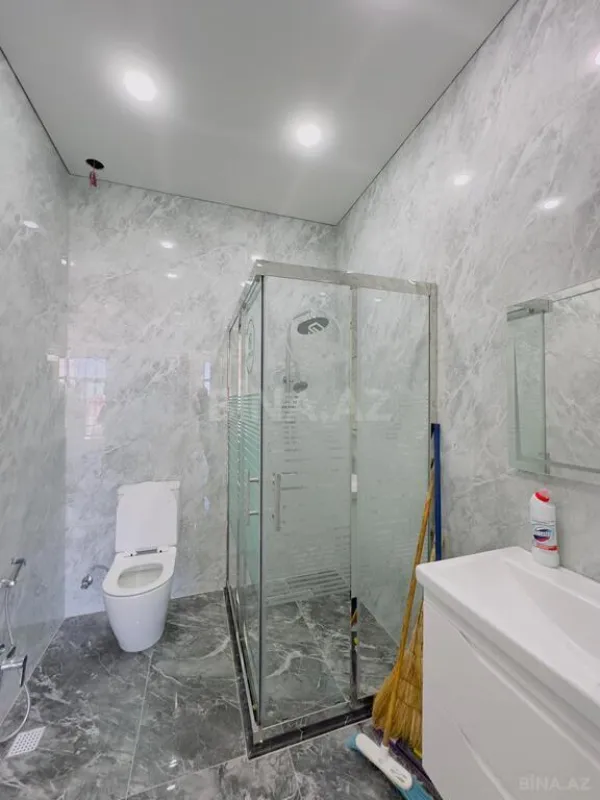 Satılır 5 otaqlı həyət evi 320 m²