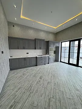 Satılır 4 otaqlı həyət evi 210 m²
