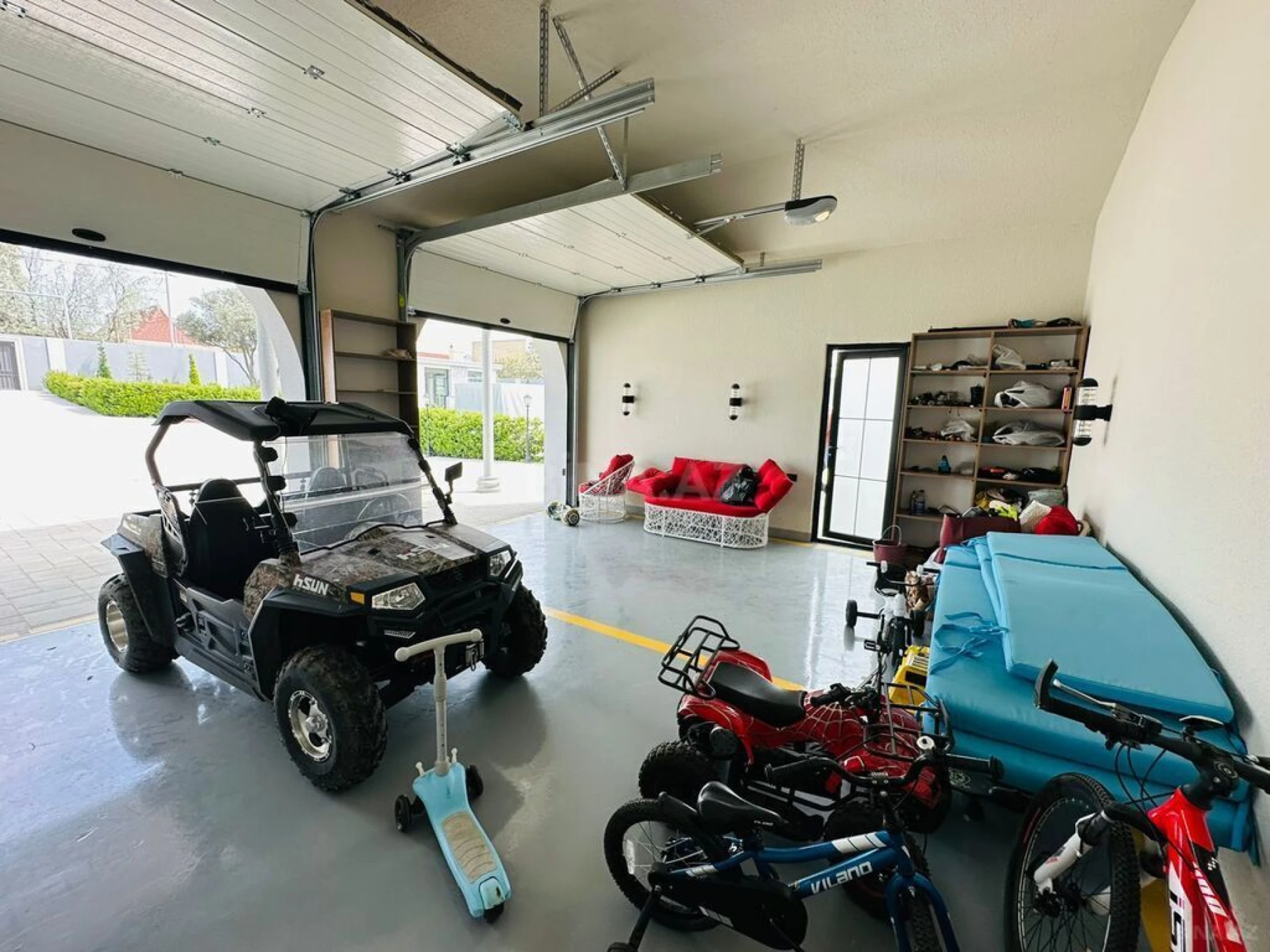 Kirayə verilir 6 otaqlı həyət evi 500 m²