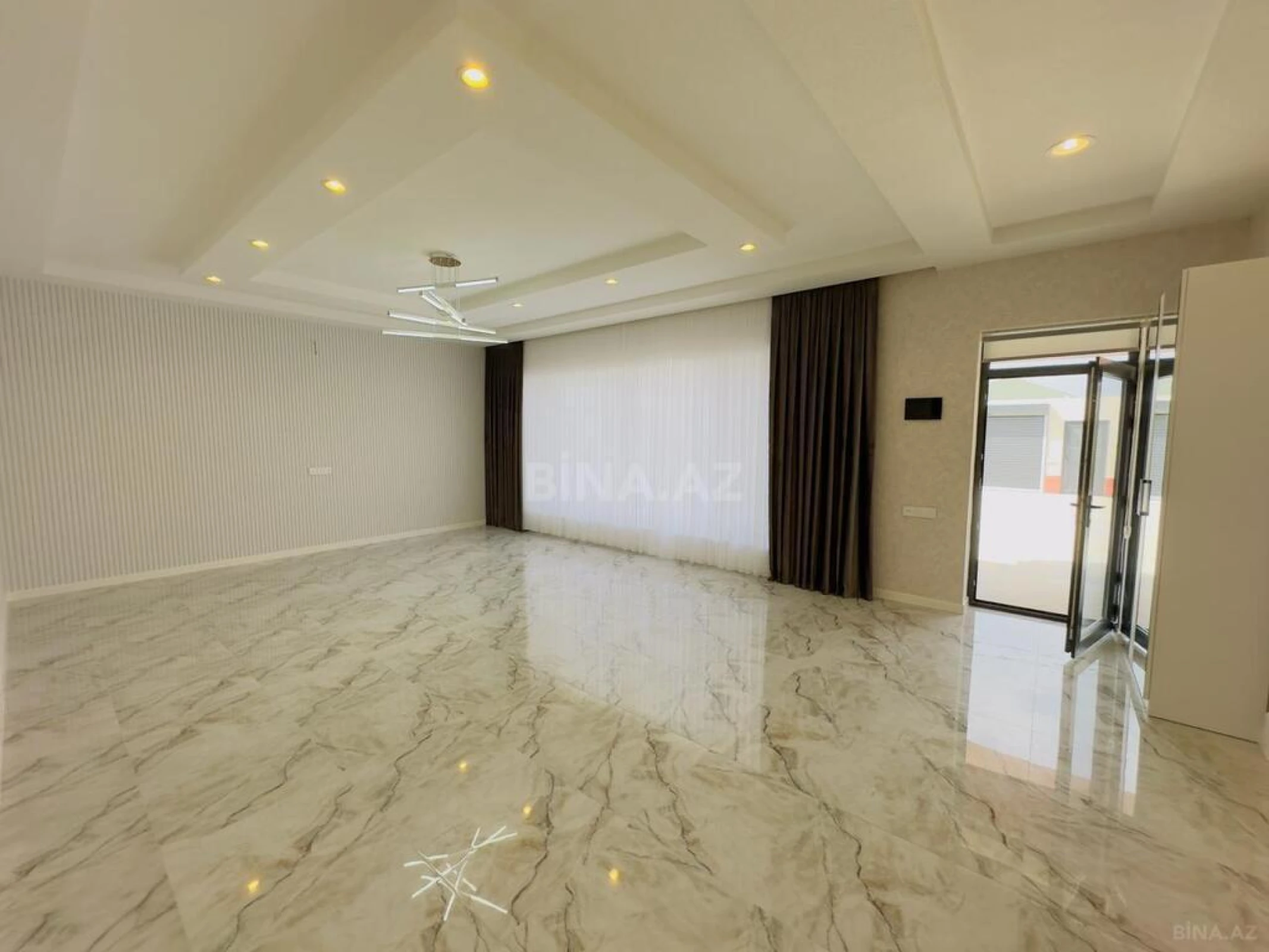 Satılır 4 otaqlı həyət evi 140 m²