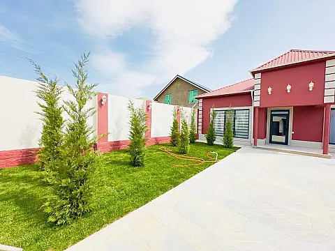 Satılır 4 otaqlı həyət evi 140 m²