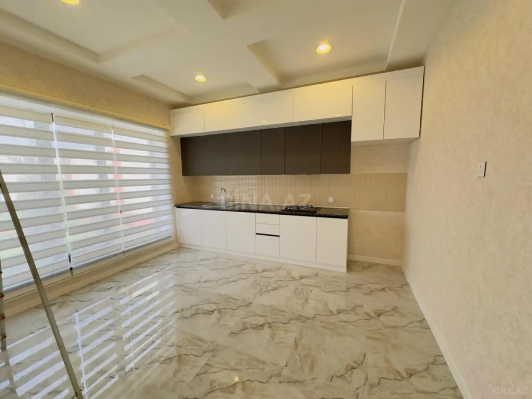 Satılır 4 otaqlı həyət evi 140 m²