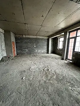 Satılır 4 otaqlı mənzil 161 m²