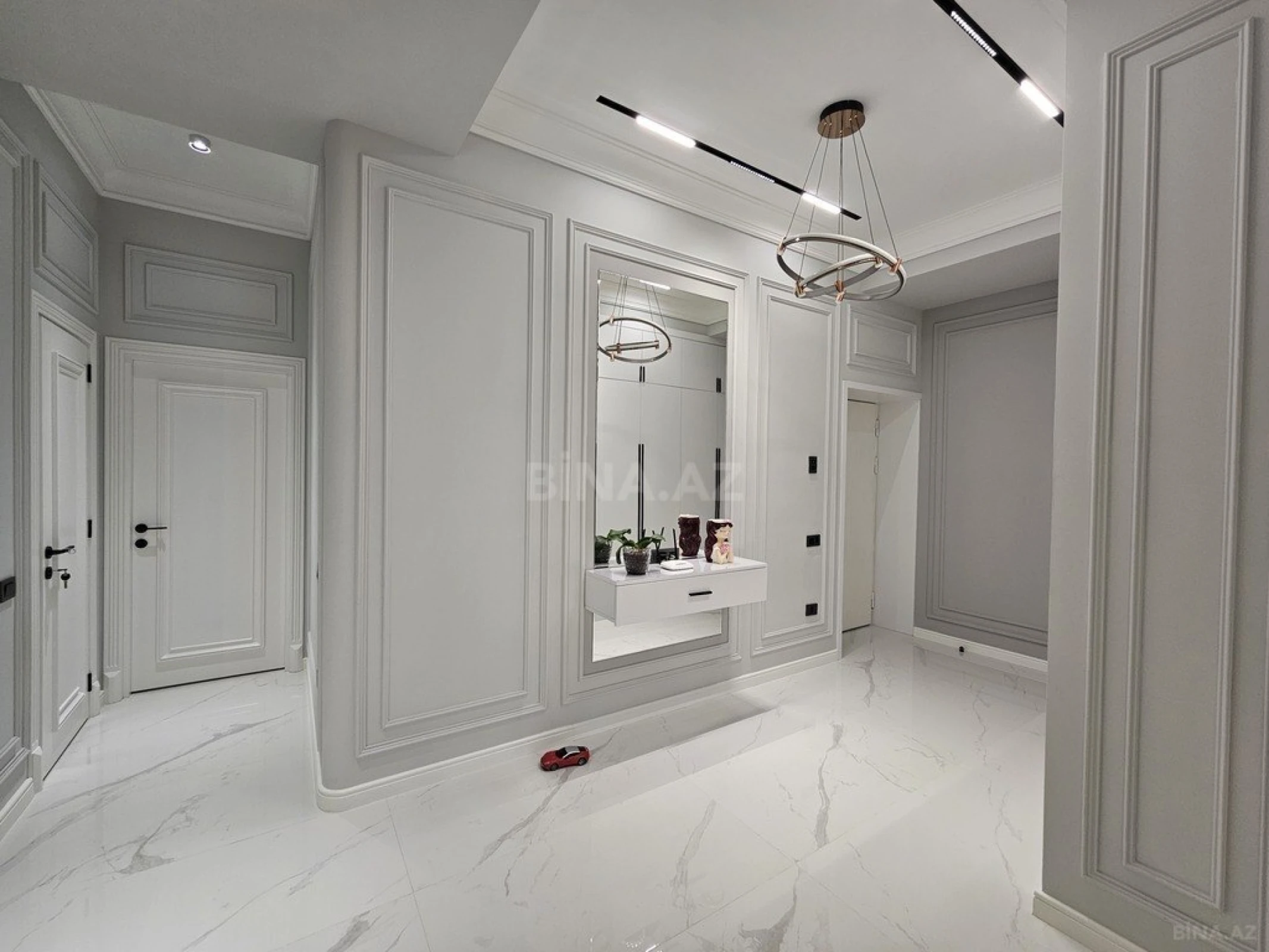 Satılır 3 otaqlı mənzil 100 m²