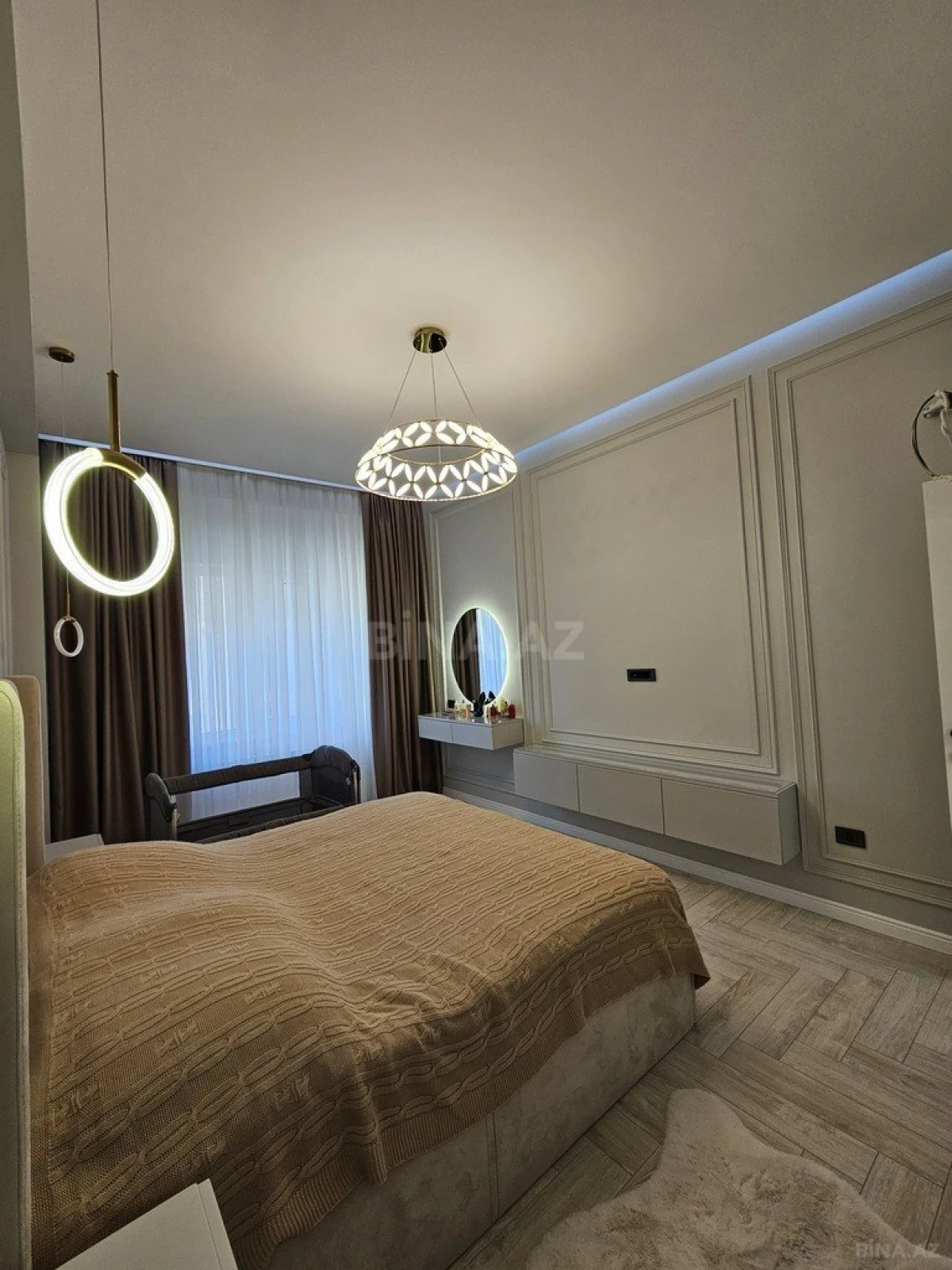 Satılır 3 otaqlı mənzil 100 m²