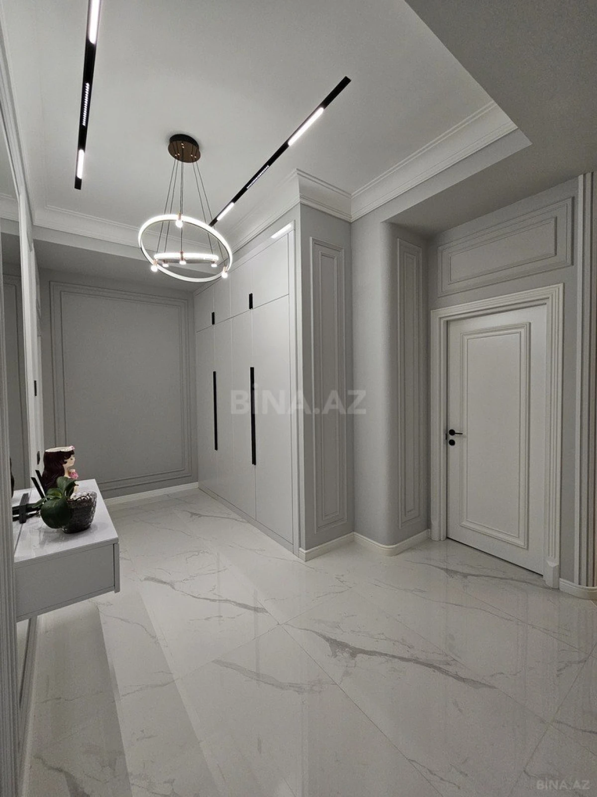 Satılır 3 otaqlı mənzil 100 m²