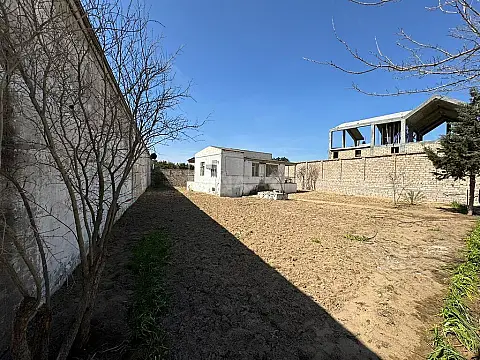Satılır torpaq sahəsi 12 m²