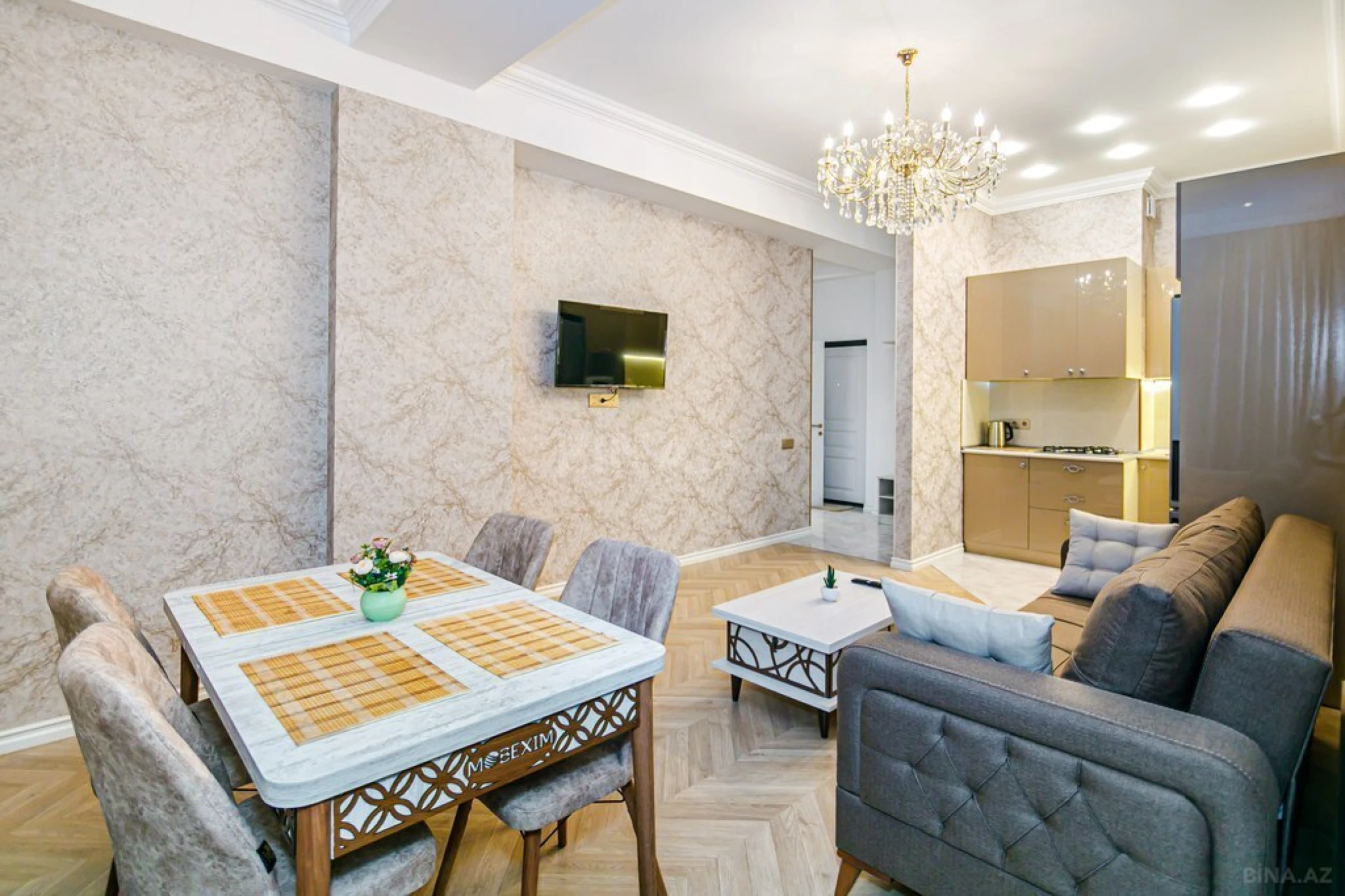 Kirayə verilir 2 otaqlı mənzil 65 m²