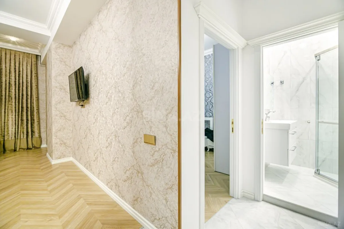 Kirayə verilir 2 otaqlı mənzil 65 m²