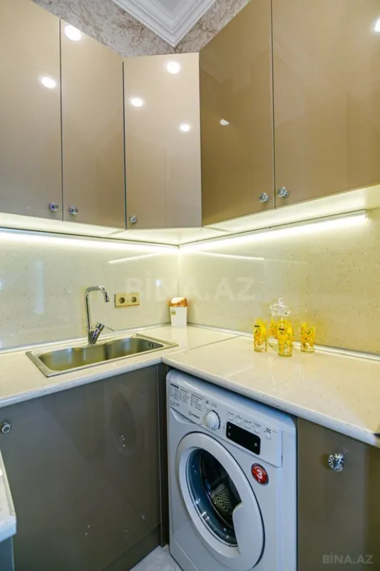 Kirayə verilir 2 otaqlı mənzil 65 m²