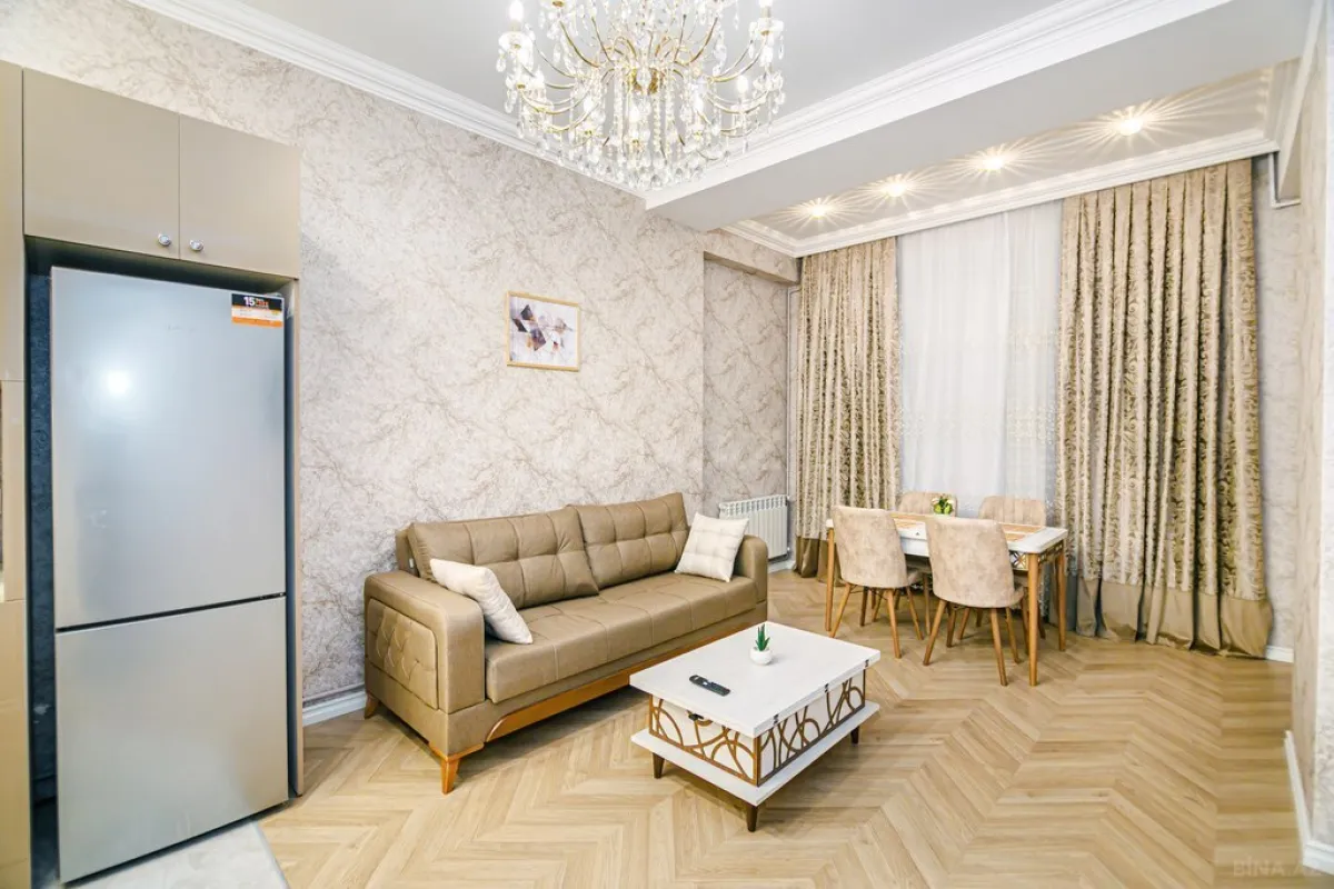 Kirayə verilir 2 otaqlı mənzil 65 m²