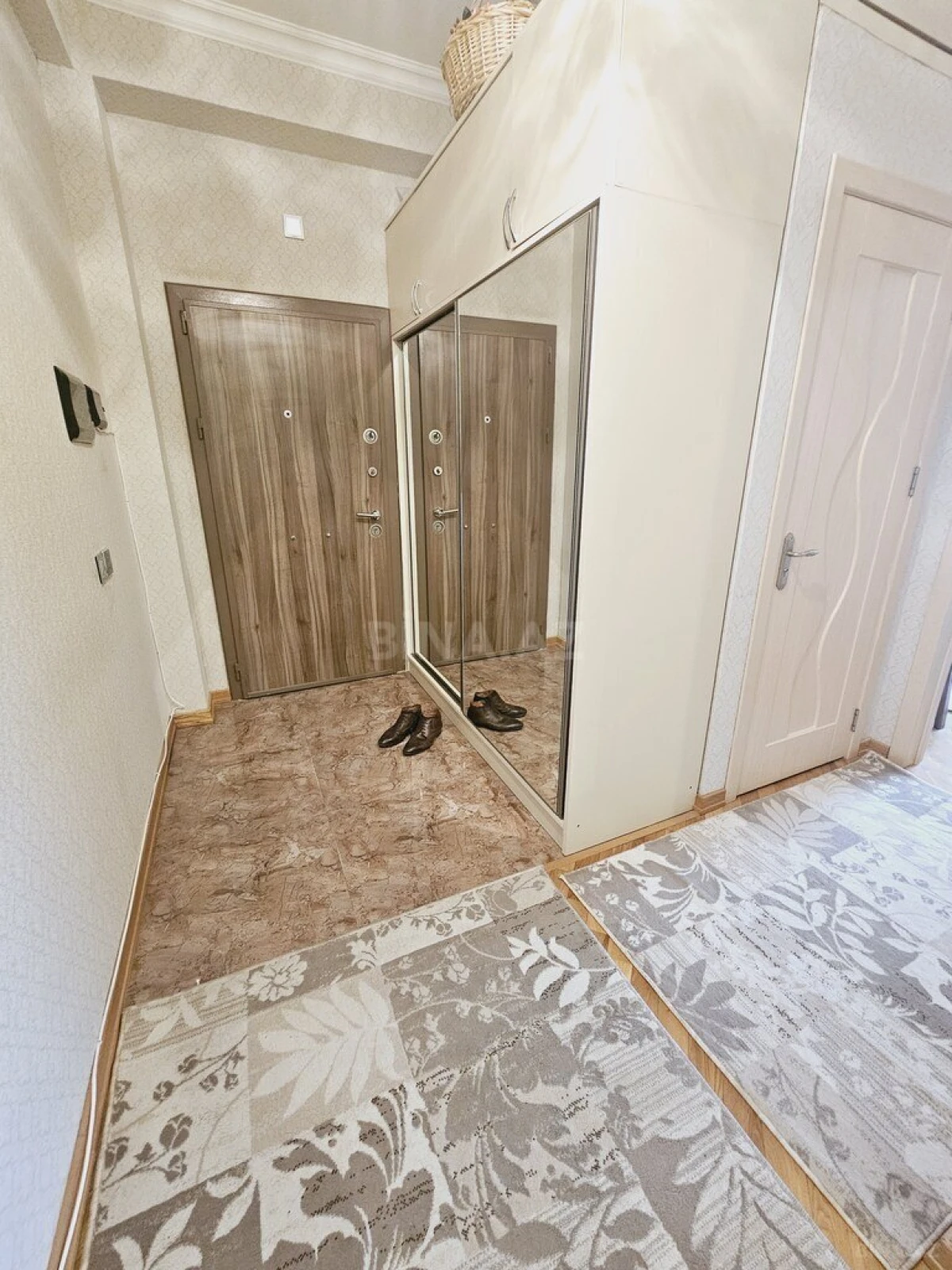 Satılır 3 otaqlı mənzil 84 m²