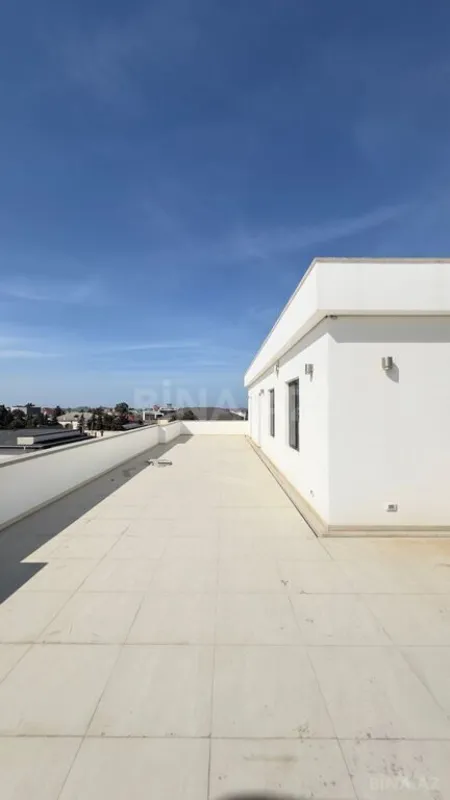 Satılır 8 otaqlı həyət evi 500 m²