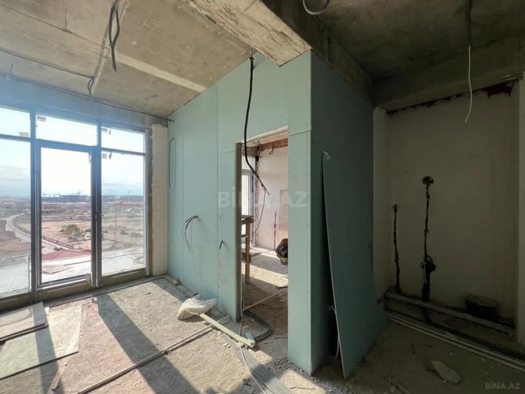 Satılır 2 otaqlı mənzil 85.6 m²