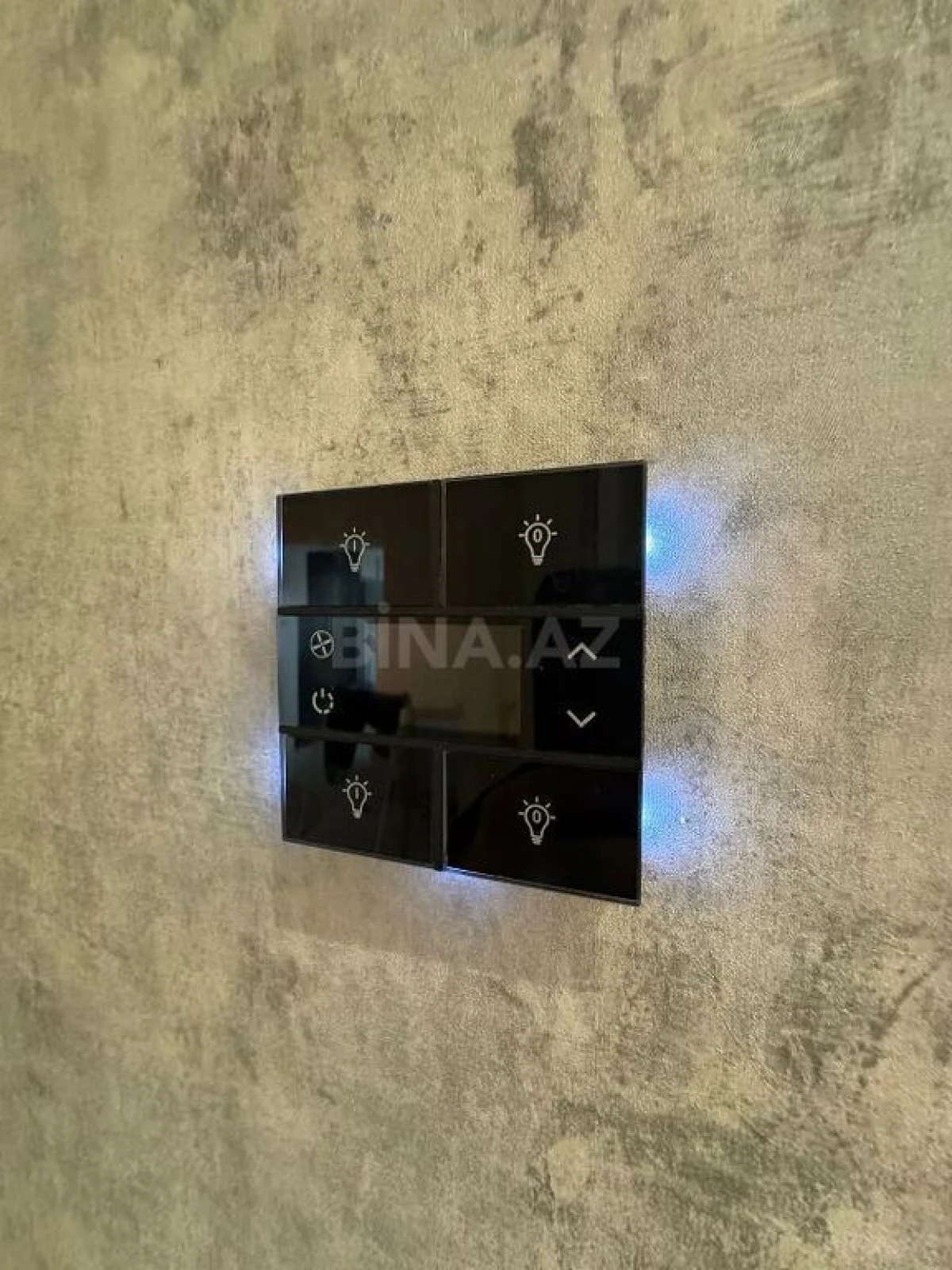 Satılır 3 otaqlı mənzil 147 m²