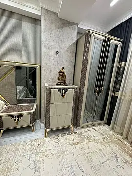 Satılır 3 otaqlı mənzil 147 m²
