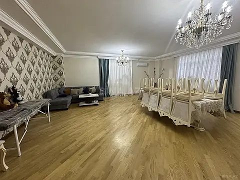 Satılır 3 otaqlı mənzil 157 m²