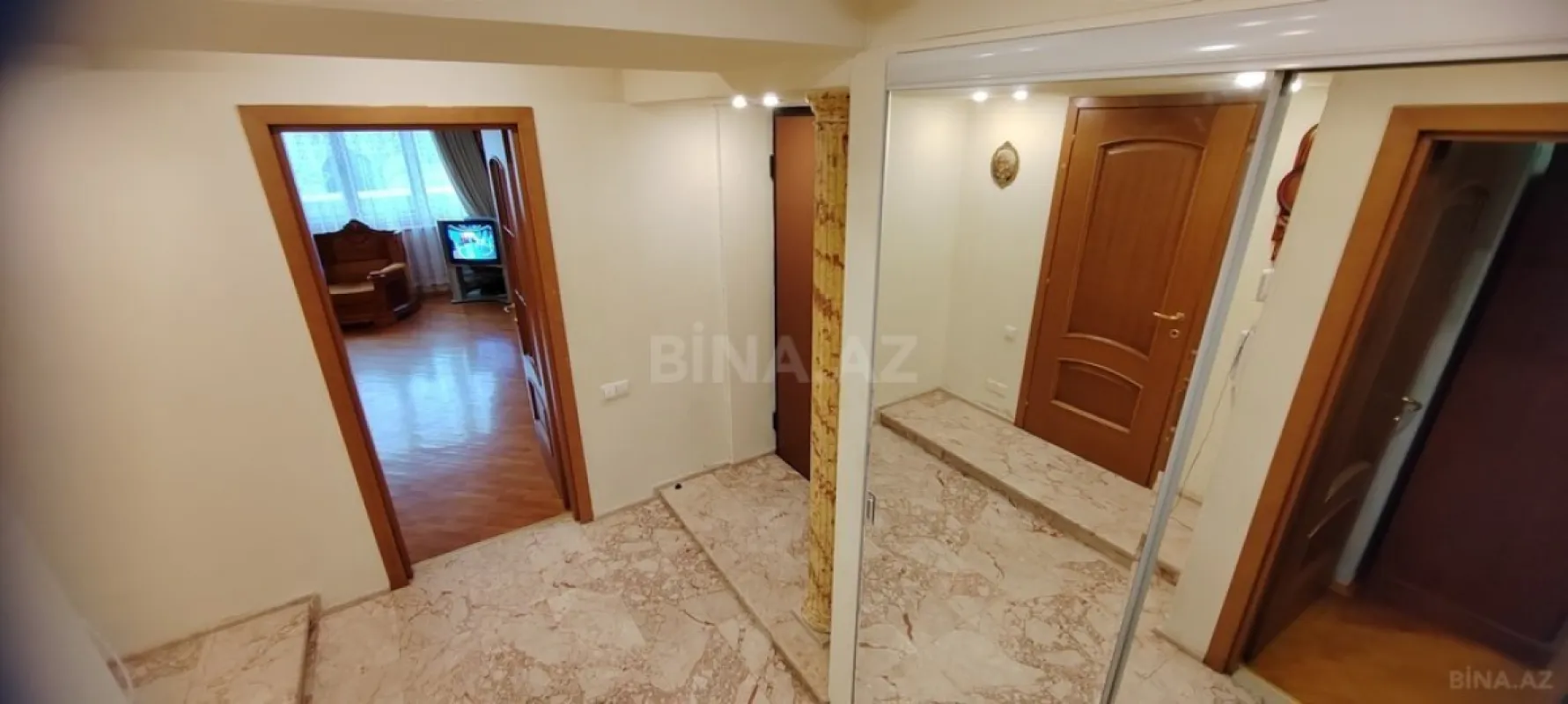 Kirayə verilir 2 otaqlı mənzil 75 m²