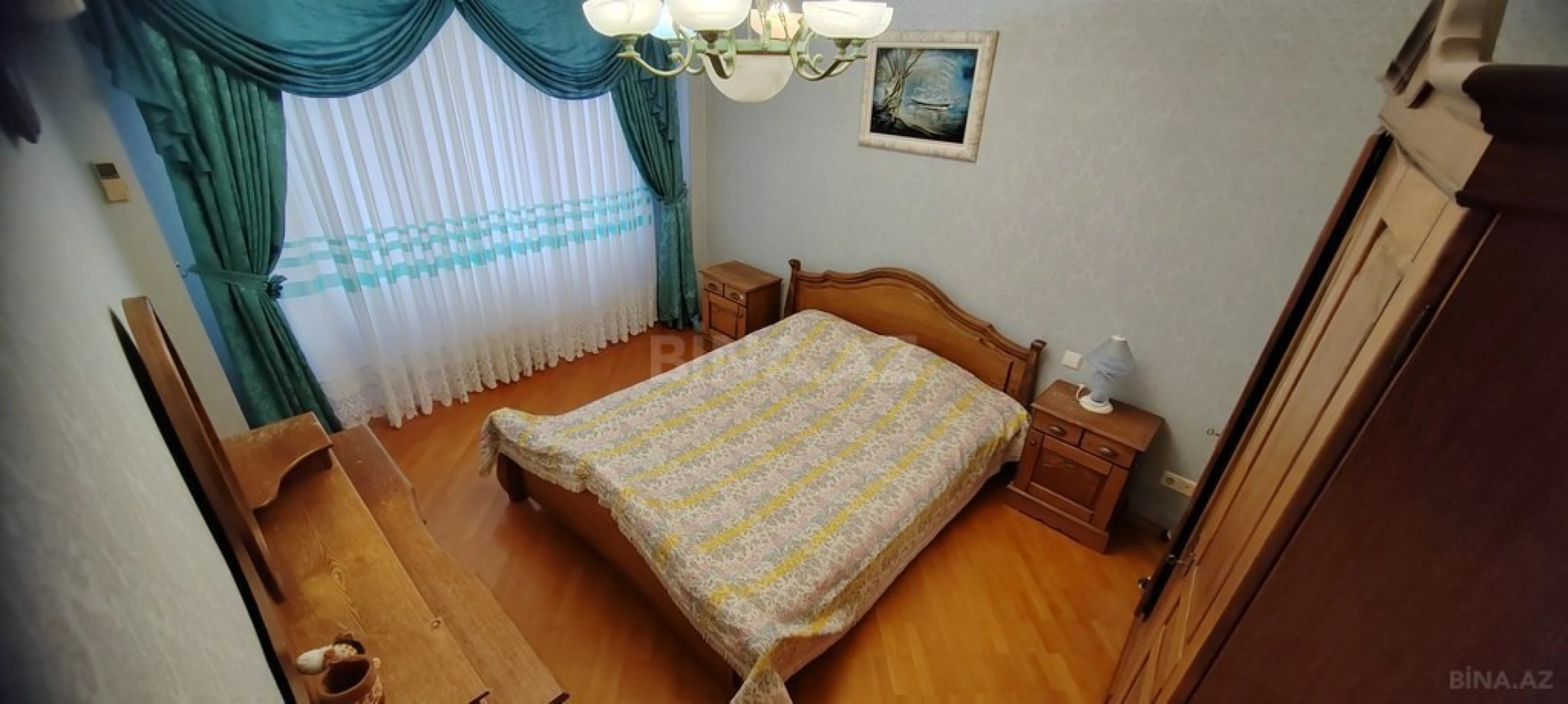 Kirayə verilir 2 otaqlı mənzil 75 m²