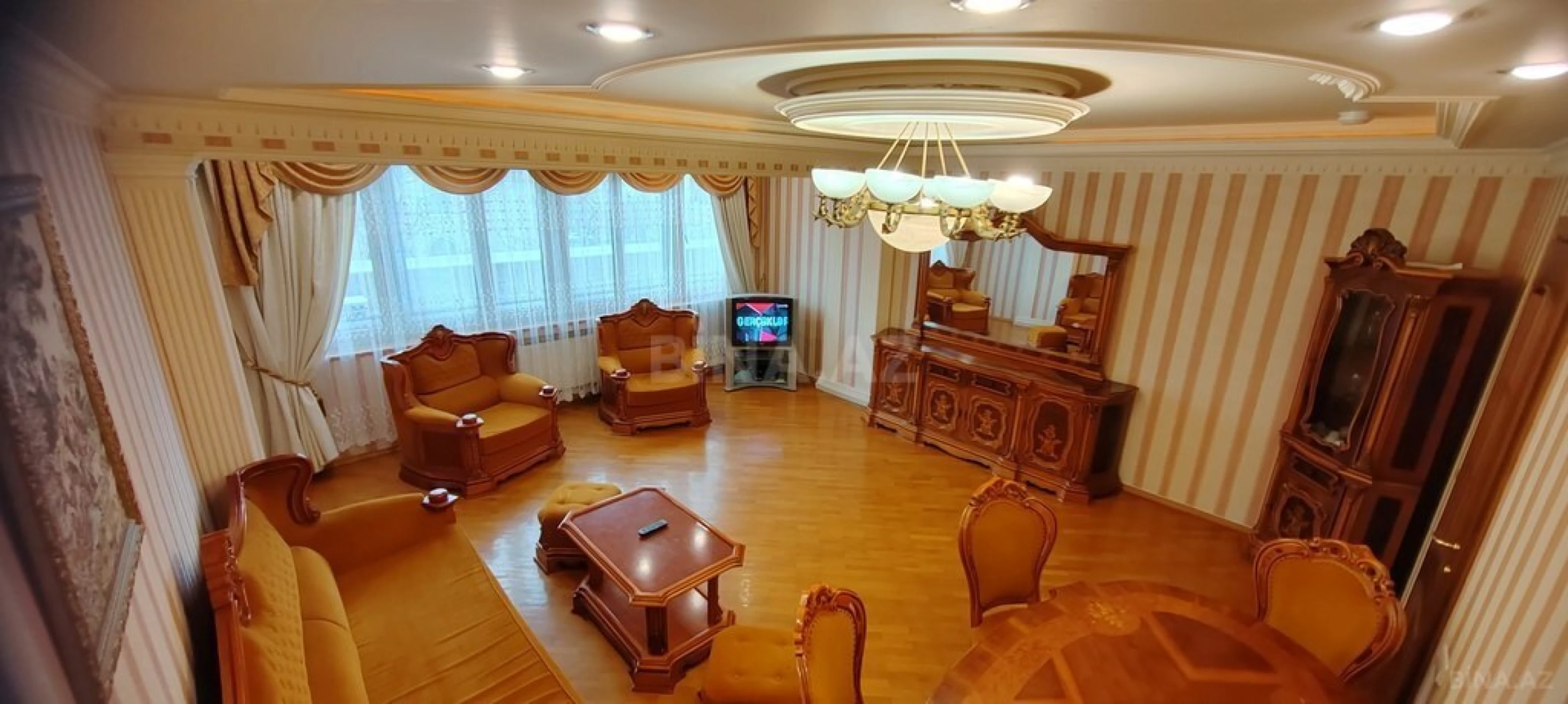 Kirayə verilir 2 otaqlı mənzil 75 m²