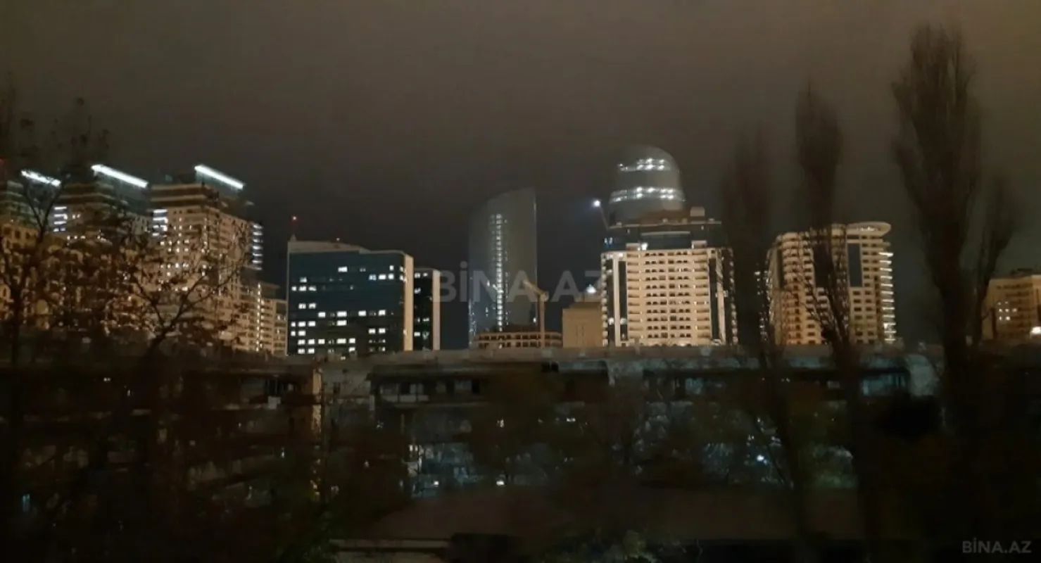 Kirayə verilir 2 otaqlı mənzil 75 m²