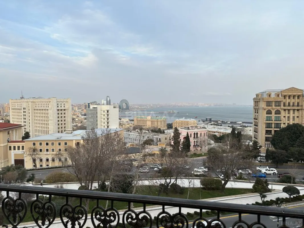 Satılır 3 otaqlı mənzil 80 m²