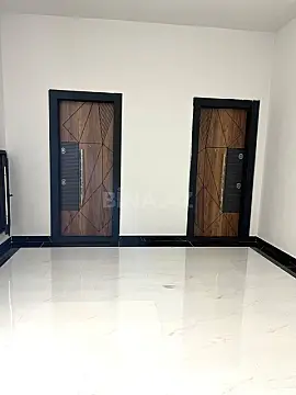 Satılır 3 otaqlı mənzil 146.7 m²