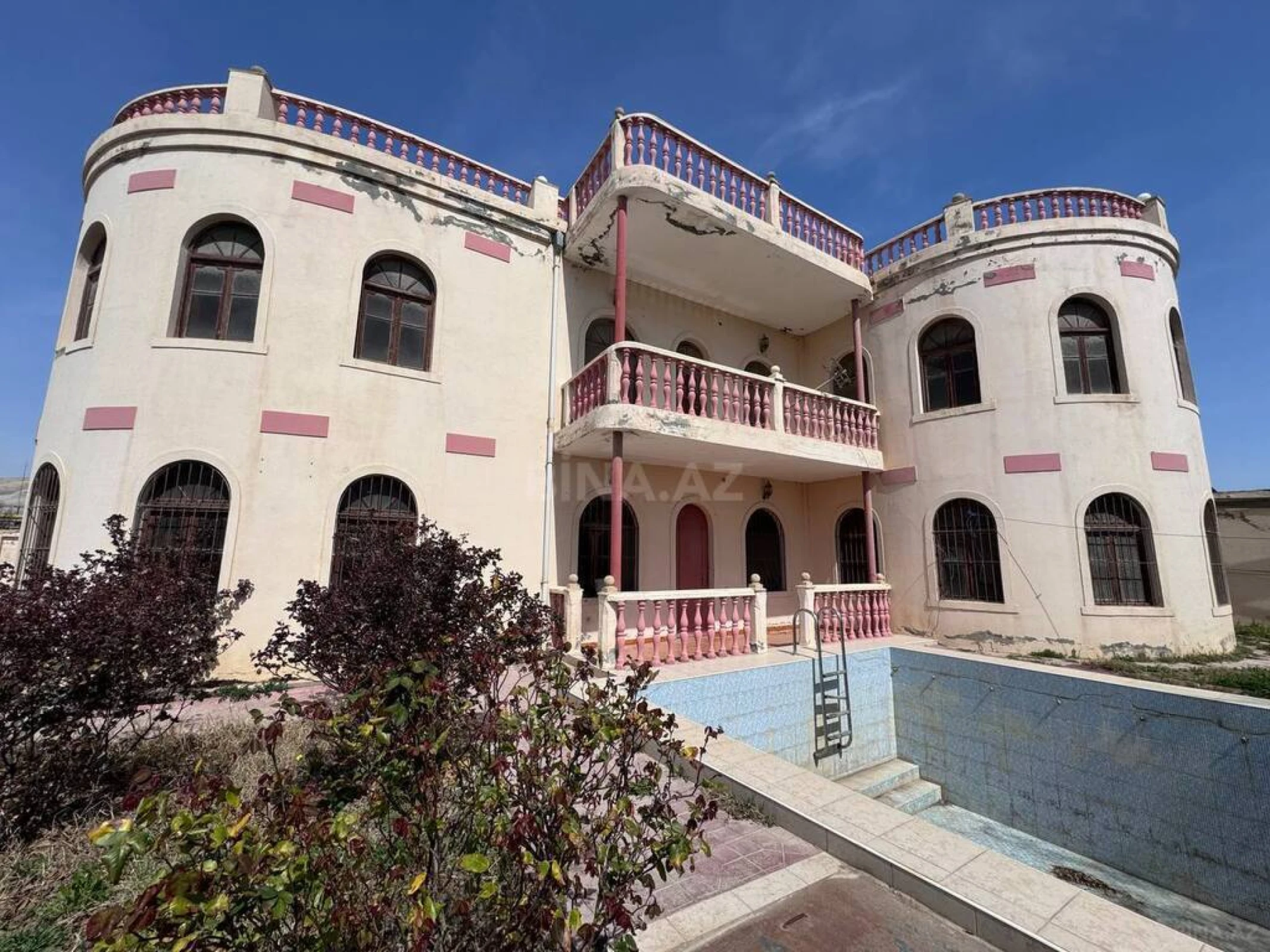 Kirayə verilir torpaq sahəsi 200 m²