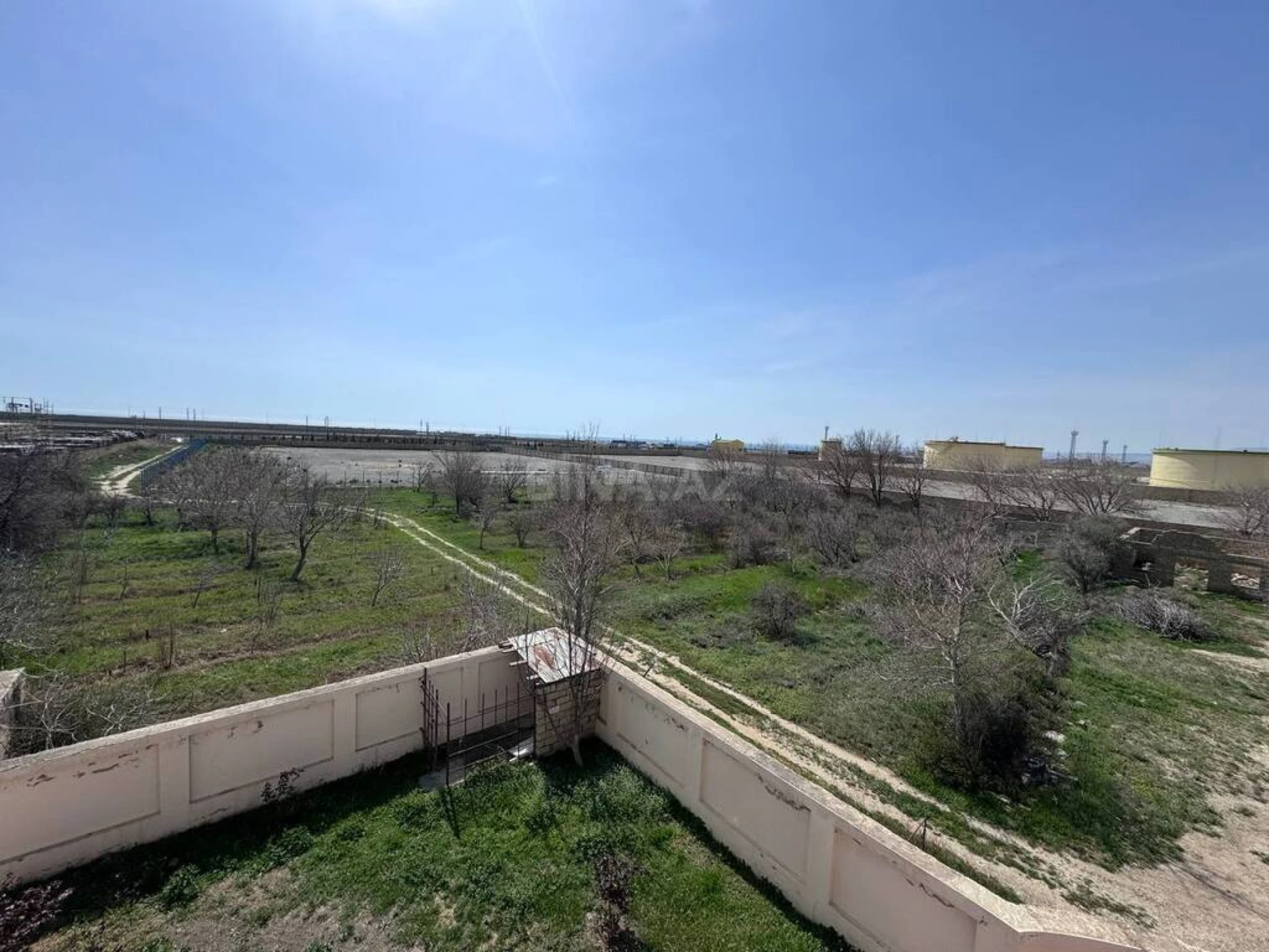 Kirayə verilir torpaq sahəsi 200 m²