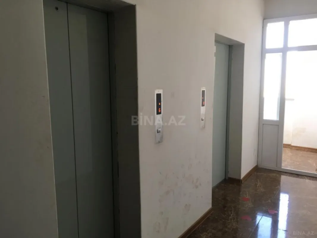 Satılır 3 otaqlı mənzil 125 m²