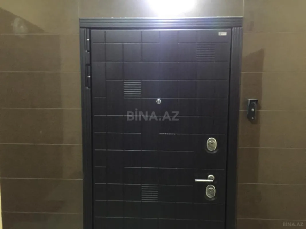 Satılır 3 otaqlı mənzil 125 m²