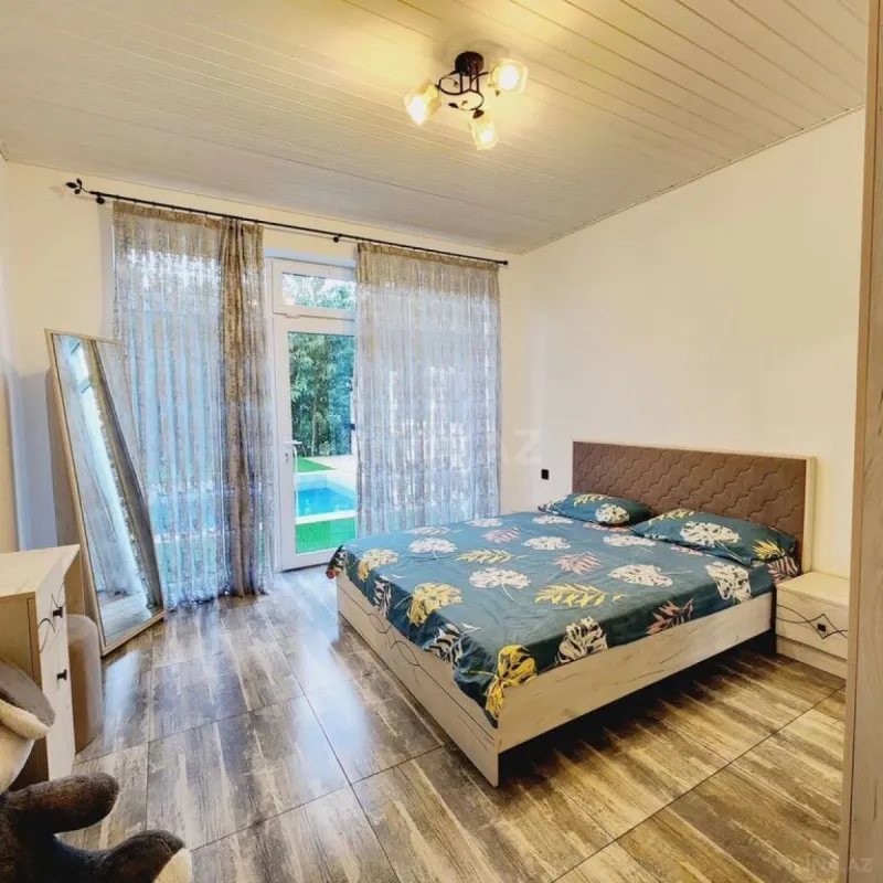 Kirayə verilir 3 otaqlı həyət evi 100 m²