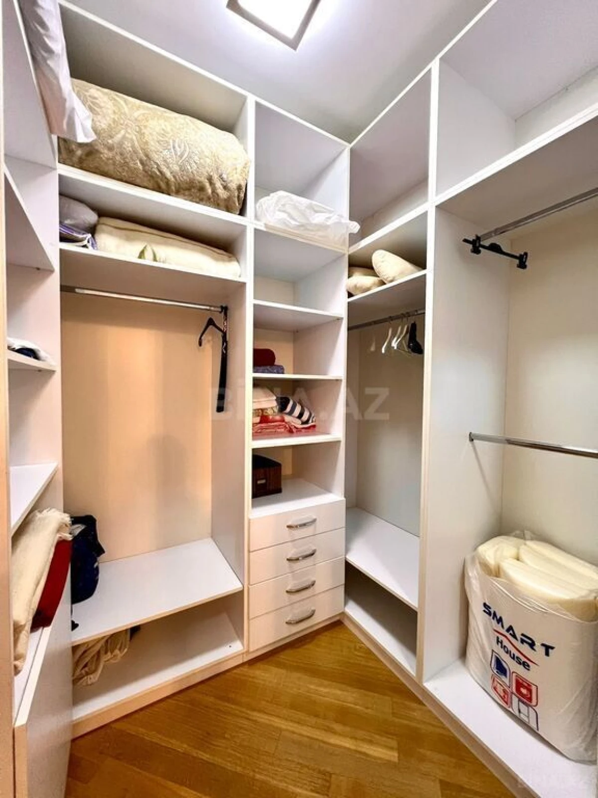 Satılır 5 otaqlı həyət evi 350 m²