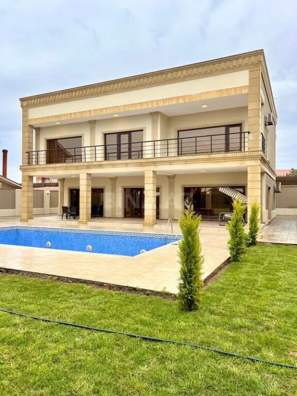 Satılır 5 otaqlı həyət evi 350 m²