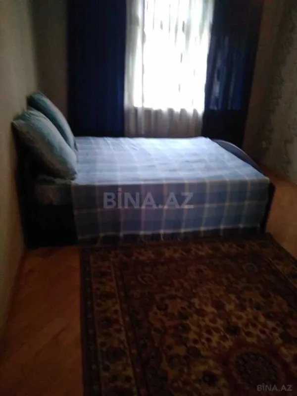 Satılır 4 otaqlı mənzil 120 m²