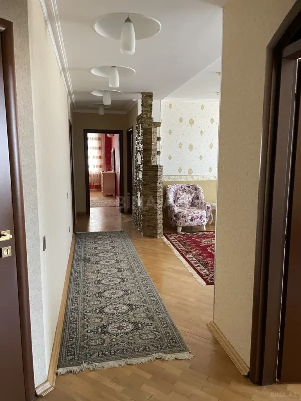 Kirayə verilir 3 otaqlı mənzil 110 m²