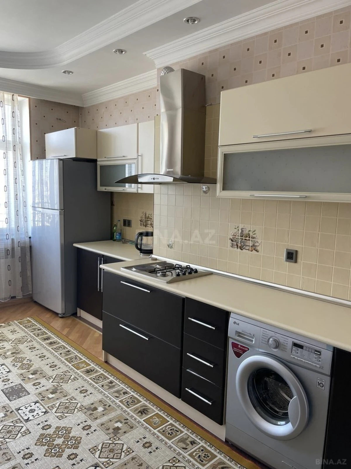 Kirayə verilir 3 otaqlı mənzil 110 m²