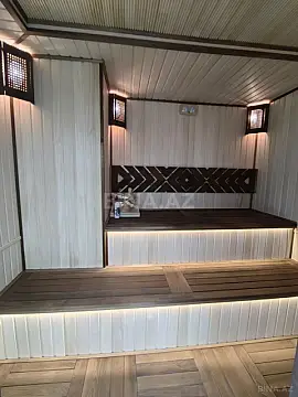 Satılır 11 otaqlı həyət evi 950 m²