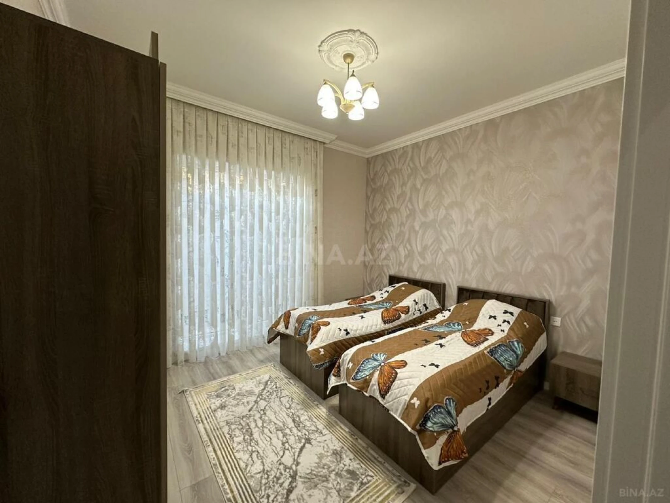 Kirayə verilir 4 otaqlı həyət evi 220 m²