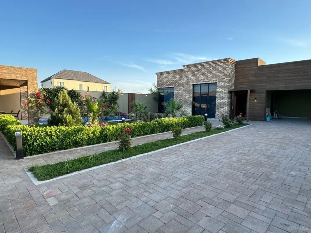 Kirayə verilir 4 otaqlı həyət evi 240 m²