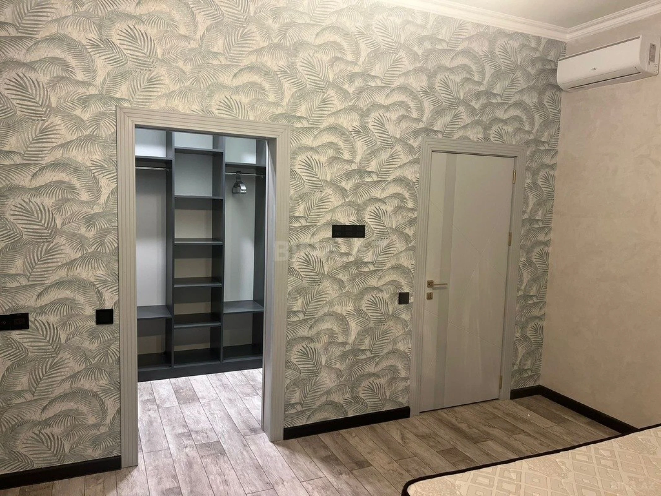 Kirayə verilir 4 otaqlı həyət evi 240 m²