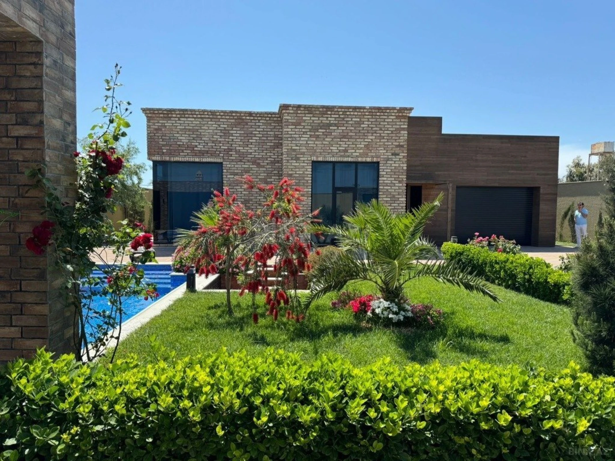 Kirayə verilir 4 otaqlı həyət evi 240 m²