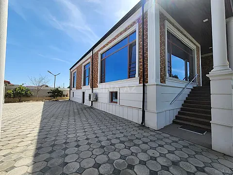 Satılır 10 otaqlı həyət evi 1000 m² — Bakı 10 otaq 1000.00 m²