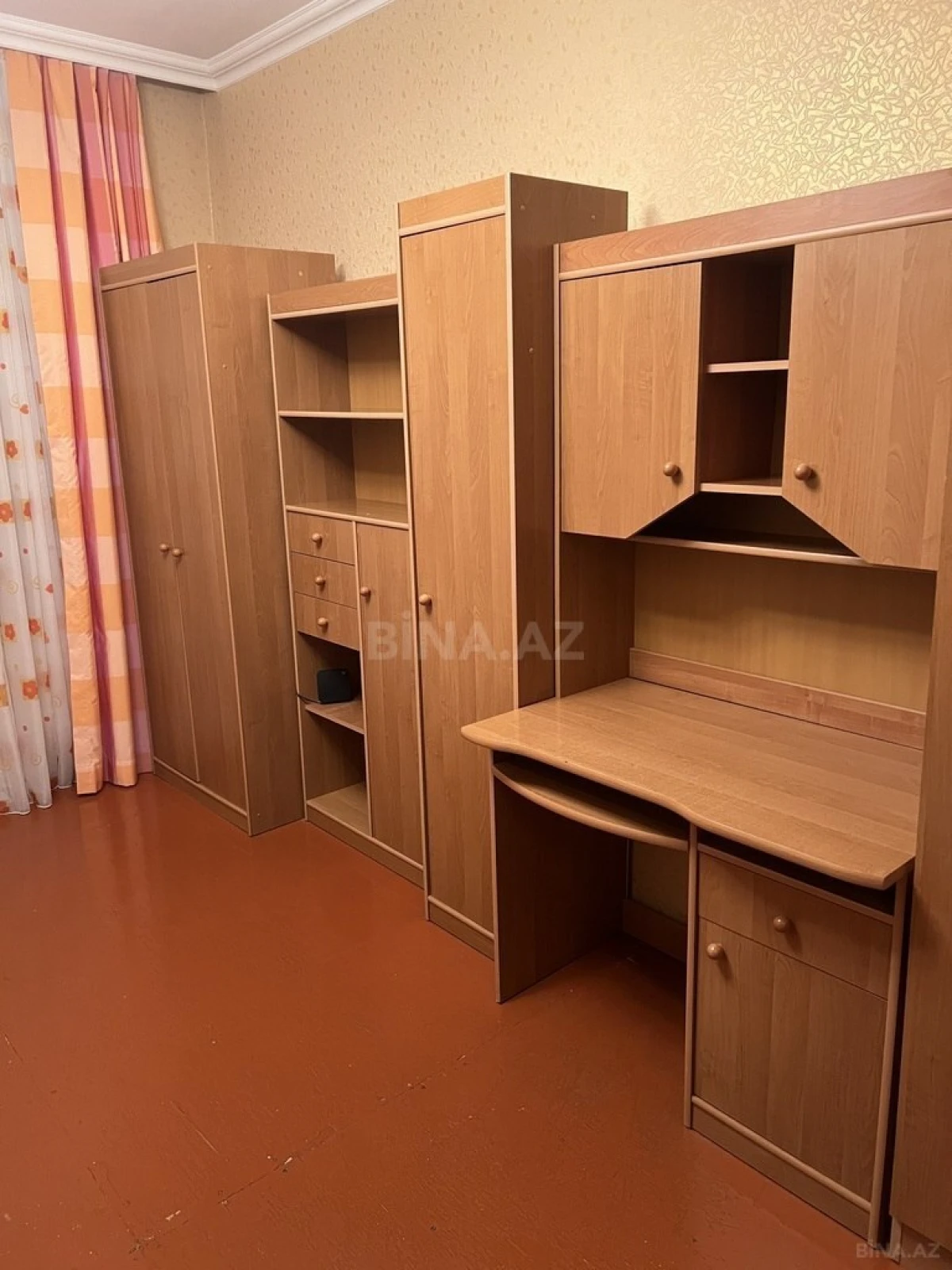 Satılır 5 otaqlı mənzil 125 m²