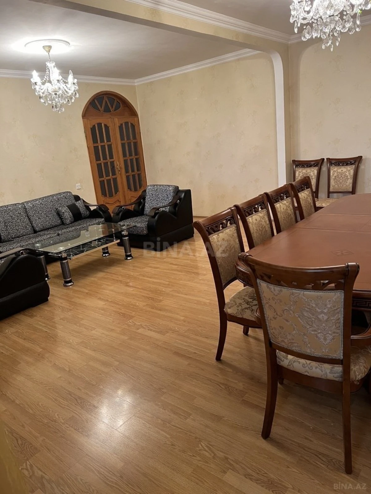 Satılır 5 otaqlı mənzil 125 m²