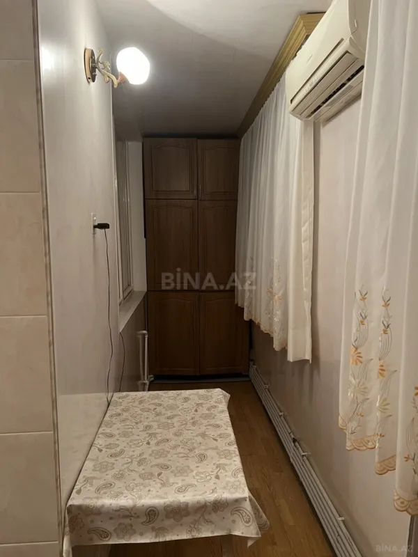 Satılır 5 otaqlı mənzil 125 m²