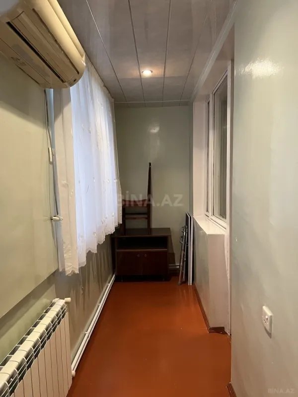 Satılır 5 otaqlı mənzil 125 m²