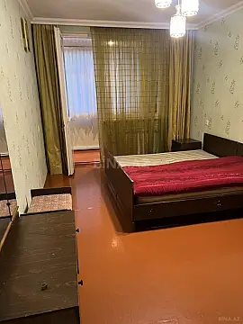 Satılır 5 otaqlı mənzil 125 m²