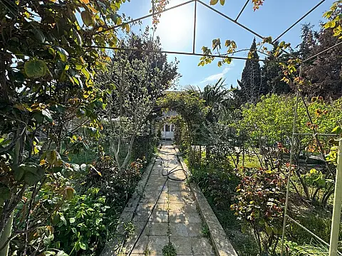 Satılır torpaq sahəsi 14 m²