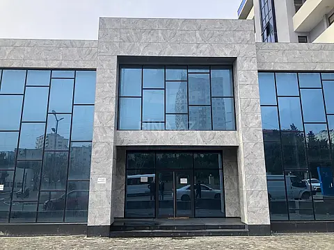 Satılır obyekt 1200 m² — Bakı 1200.00 m²